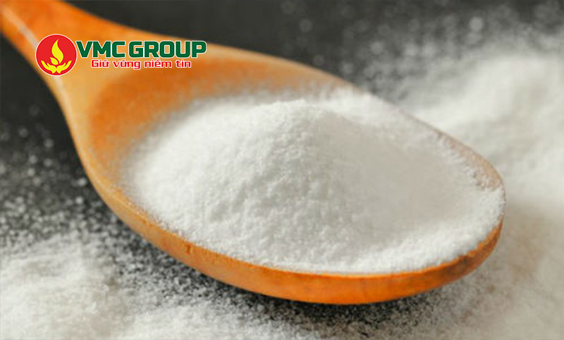 Sorbitol có dạng tinh thể trắng, vị ngọt