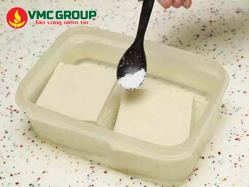 Bảo quản đậu phụ bằng phương pháp thủ công